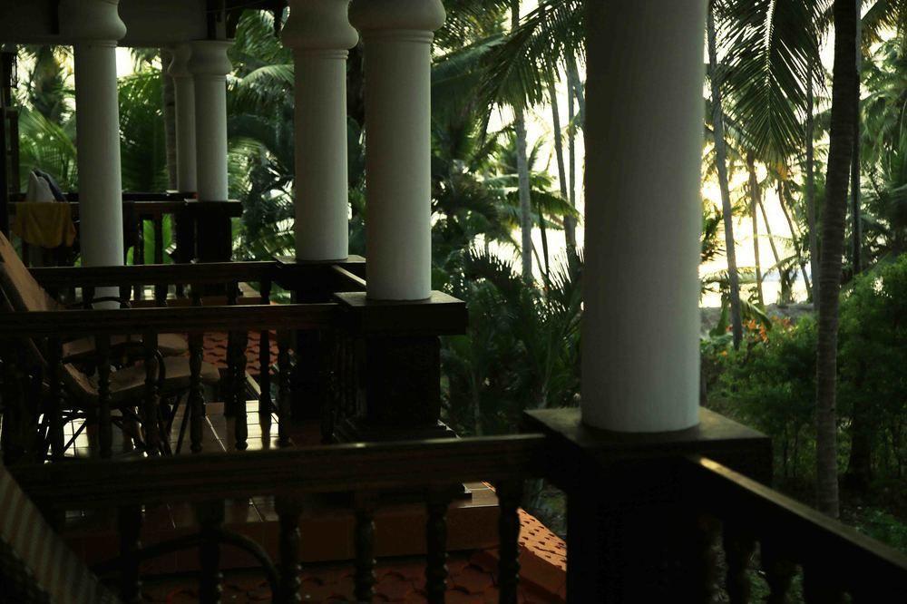 Woodhouse Beach Resort Varkala Eksteriør billede